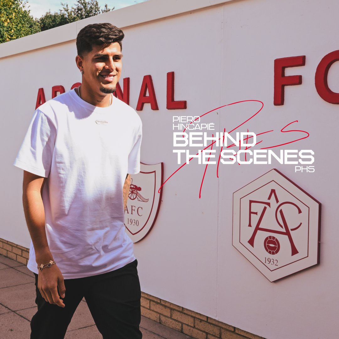 Meeting the boss for the first time ๐ค Time to go behind the scenes of Piero Hincapieโs first day as an Arsenal player ๐บ
