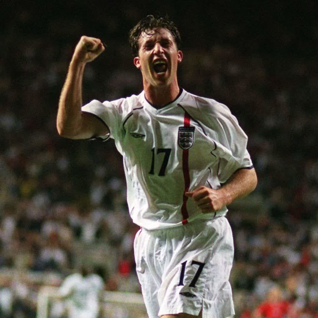 Composure, Robbie Fowler 🙌 #OnThisDay in 2001 🗓️