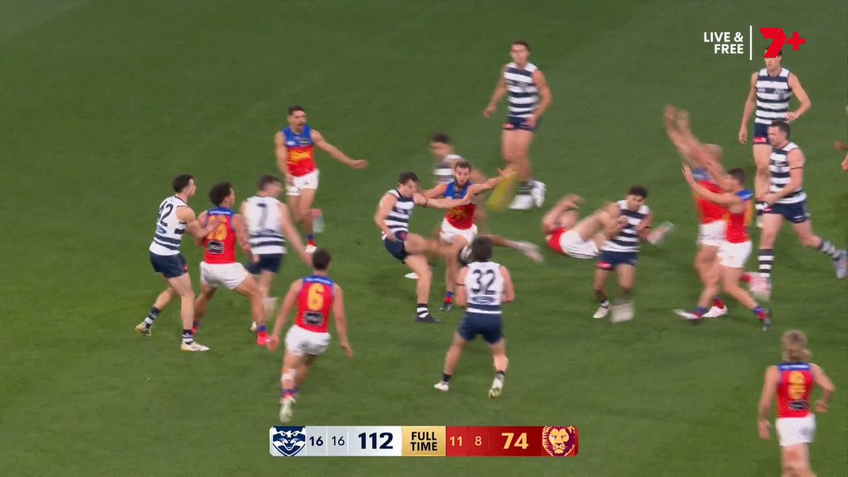 Oisin Mullin was a HUGE star in Gaelic footy before coming to Australia. How big? Danger says the AFL equivalent would be Nick Daicos 🤯