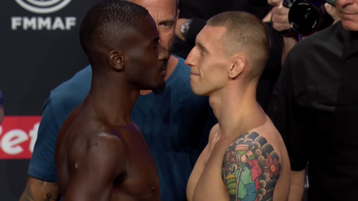 🗣️ “SCREAM if you love Poland!” #UFCParis 🇵🇱 Robert Ruchała vs William Gomis 🇫🇷