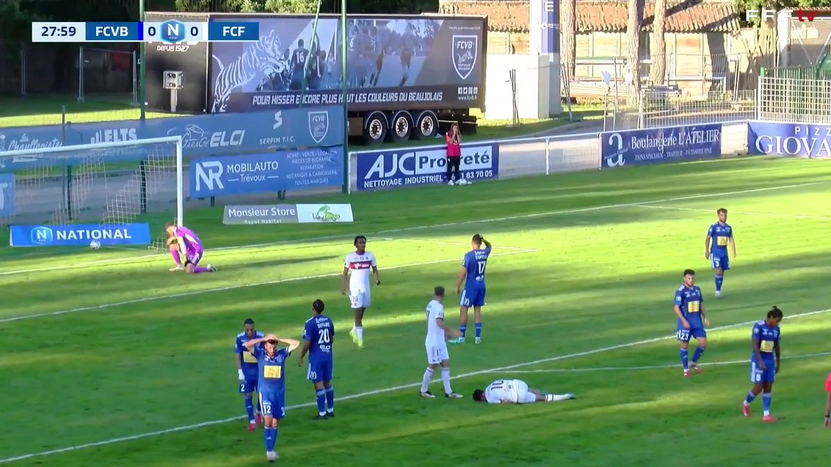 Le but casquette de Yoann Le Méhauté pour le FC Fleury 91 ! Le FC Villefranche Beaujolais en difficulté Suivez le match en direct sur FFFtv sur la chaîne officielle du National sur YouTube ! #NationalFFF #FFFTV