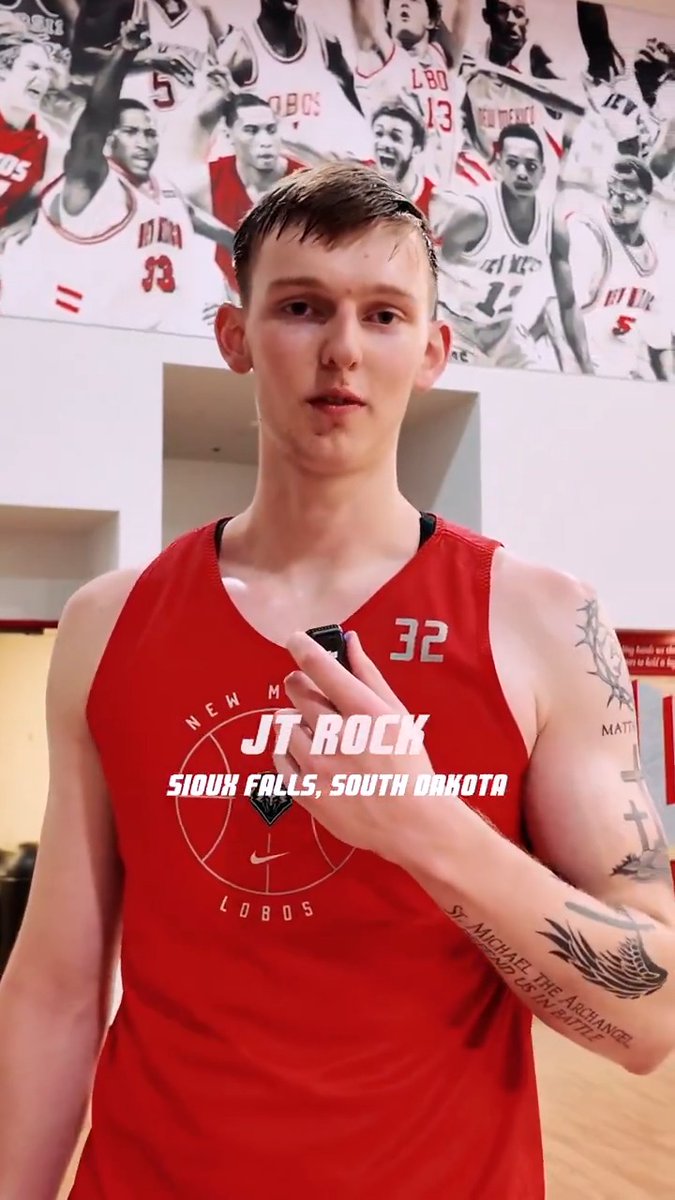 𝐆𝐞𝐭 𝐭𝐨 𝐊𝐧𝐨𝐰 𝐭𝐡𝐞 𝐋𝐨𝐛𝐨𝐬: JT Rock ☀️🍇🏀 JT Rock | #GoLobos