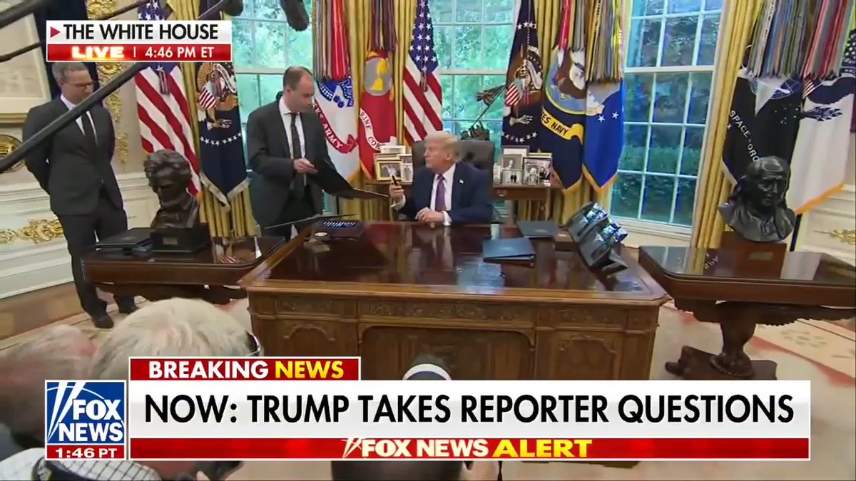 JUST IN: President Trump just signed his 200th executive order since returning to office. "That's more than Joe Biden did in his entire term in office." TRUMP: "Biden never signed one. It was signed by the autopen, right?"