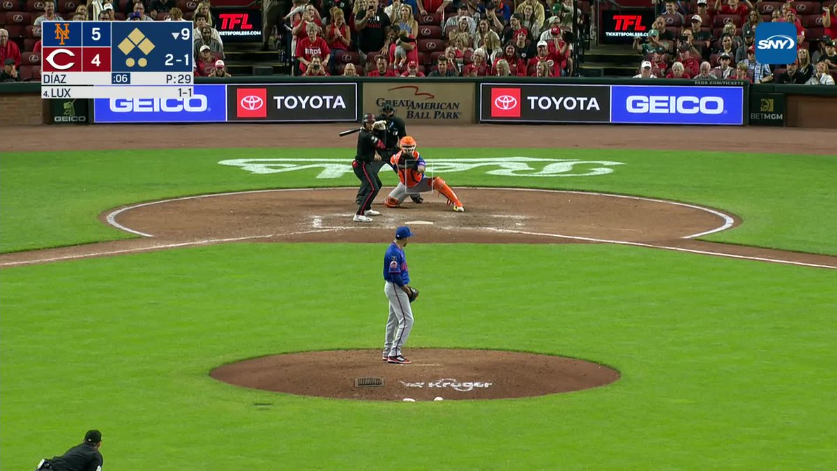 EDWIN DIAZ, BACK FROM THE BRINK! METS WIN!!!!!!
