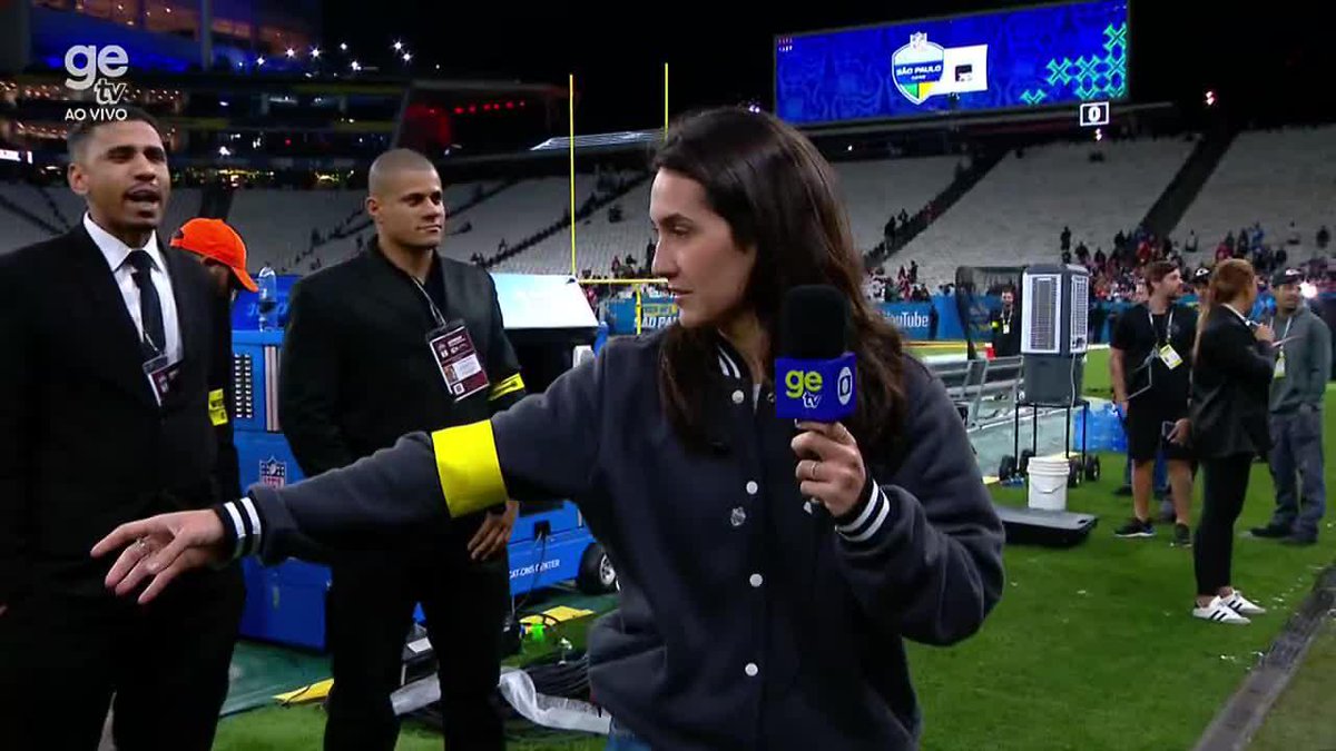 Mariana Spinelli é CRAQUE DA REPORTAGEM Sem mais