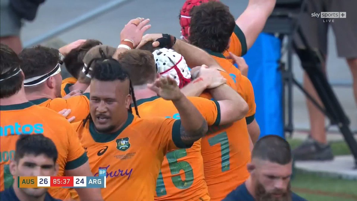 WHAT A WAY TO WIN IT! 🤯 Australia beat Argentina in the final seconds of the match in The Rugby Championship!