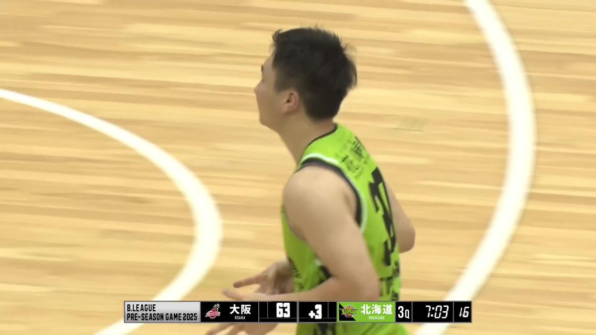 富永啓生、レバンガ北海道での最初のゲームでいきなりの。 なんと、31得点❗️ こんなプルアップスリーand1の4ポイントプレーまでも決めてしまう…! Bリーグ各チームの皆さん、やっぱり彼は恐いですよ🥶🥶🥶 #富永啓生 #レバンガ北海道 #Bリーグ レバンガ北海道
