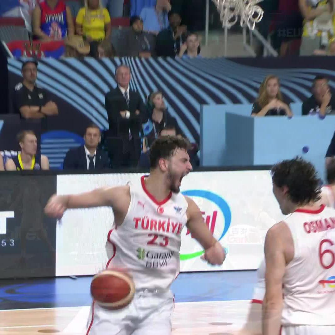 Sengun block... Sengun SLAM. He stamps Türkiye's spot in the FIBA EuroBasket quarterfinals! Watch all the EuroBasket action live on Courtside 1891: