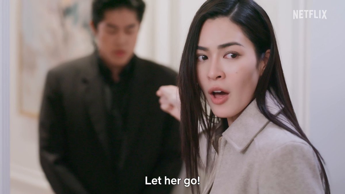 ayla standing up for her girlfriend and tawan bringing out the moves to defend her girl?? if only the scene had ended here 😭 LINGORM ONLY YOU EP8 #OnlyYou #เพียงเธอ #หลิงออม #LingOrm #Lingling #Orm #หลิงหลิงคอง #ออมกรณ์นภัส #LinglingKwong #OrmKornnaphat #เพียงเธอEP8