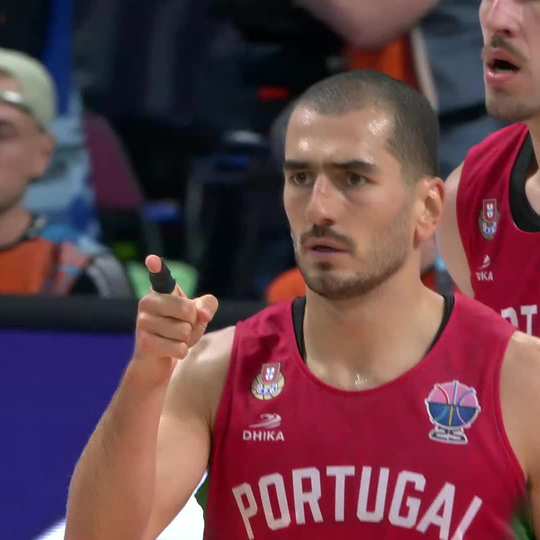 NOT BACKING DOWN 😤 Portugal 🇵🇹 are down 1 heading into the 4th! #EuroBasket