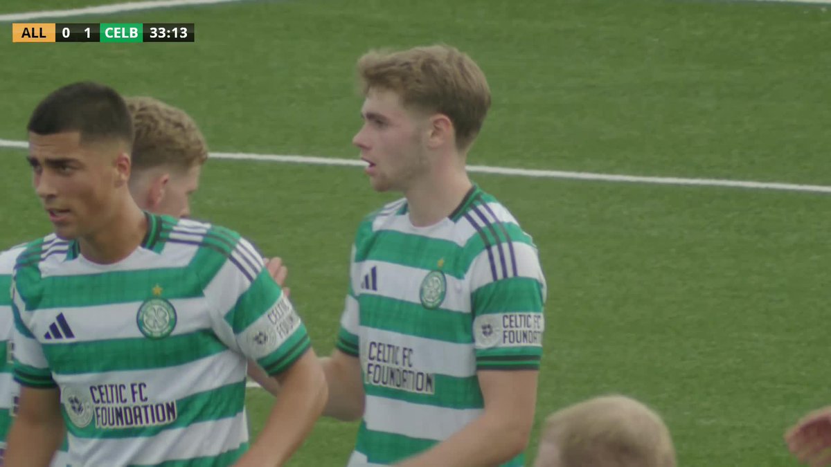 "It's a terrific goal!" 🎙️ Jude Bonnar heads home after a superb Kyle Ure ball to open the scoring for Celtic FC B 🍀
