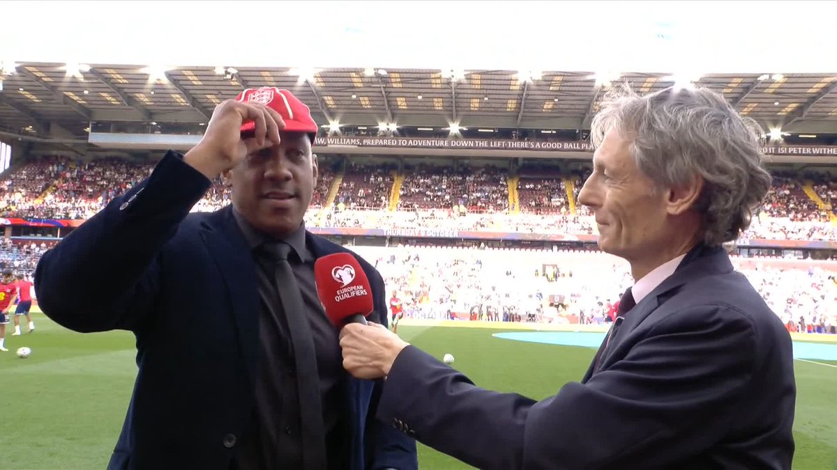 Dion Dublin was part of 12 former Aston Villa players who received their legacy caps earlier today 👏🏴 Dion Dublin | @GabrielClarke05