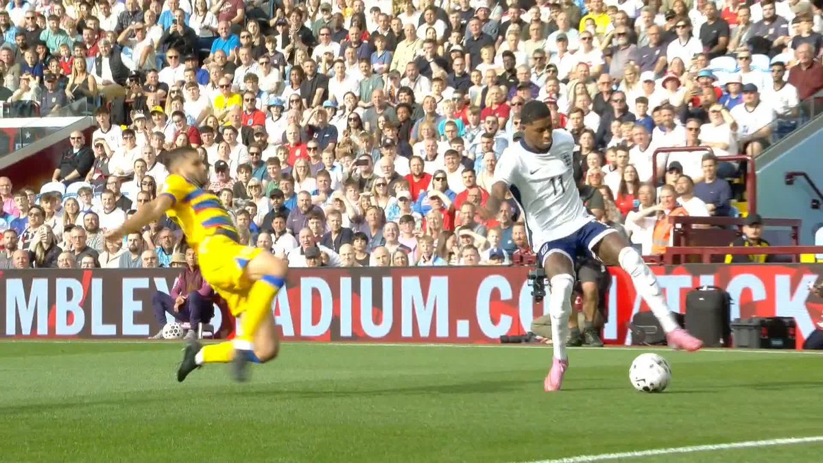Marcus Rashford that is DISGUSTING 🤩