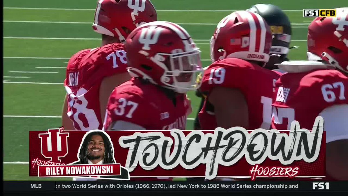 Riley Nowakowski punches through for a TD and gets Indiana Football on the board first! 📺: FS1