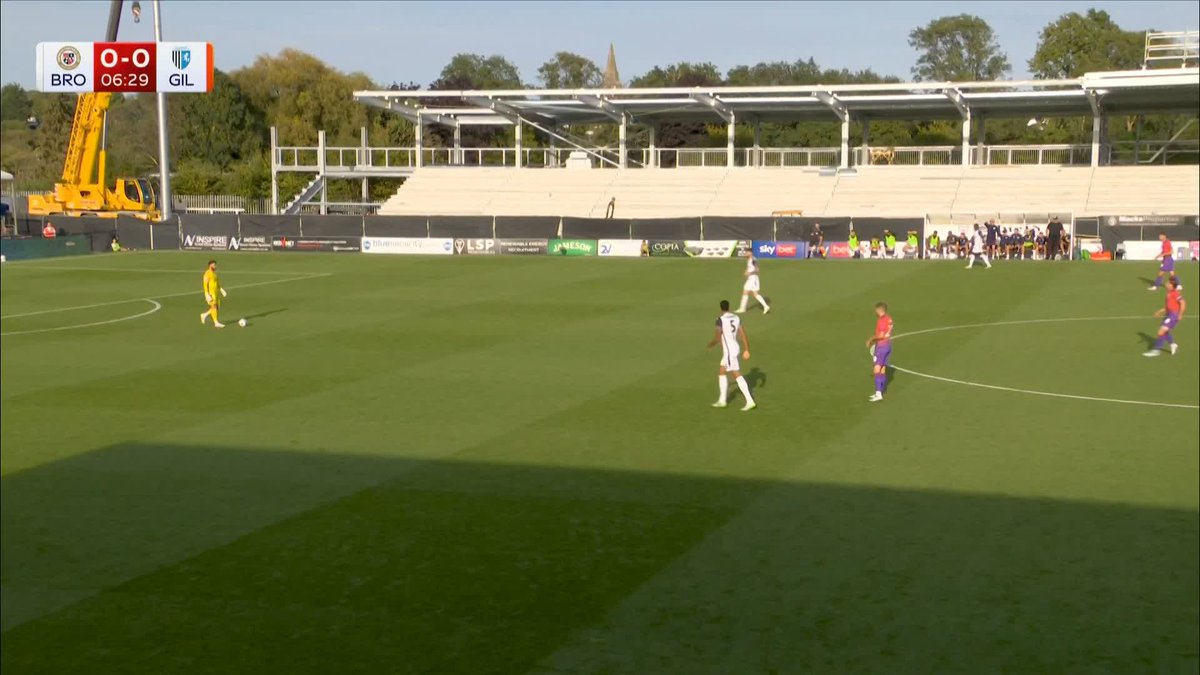 "How about that for a finish!" 💥 Bromley have an early lead against Gillingham thanks to an excellent finish from Kabamba 👏