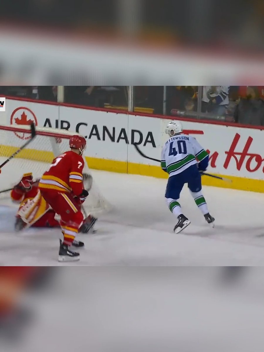 Random Canucks Goal Of The Day March 12th, 2015. Elias Pettersson ties the game late against the Calgary Flames late last season 🎥: Sportsnet
