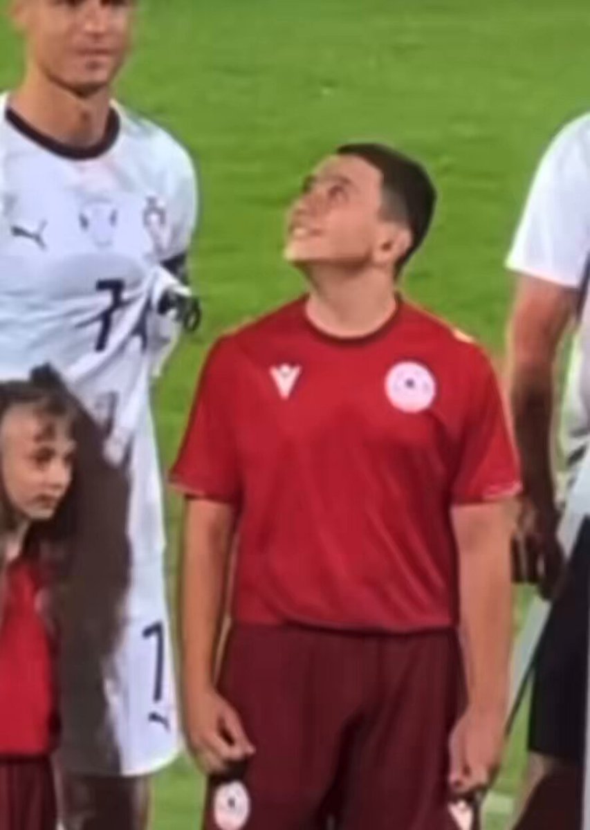 المقطع جميل جدًا! ♥️♥️♥️♥️♥️♥️