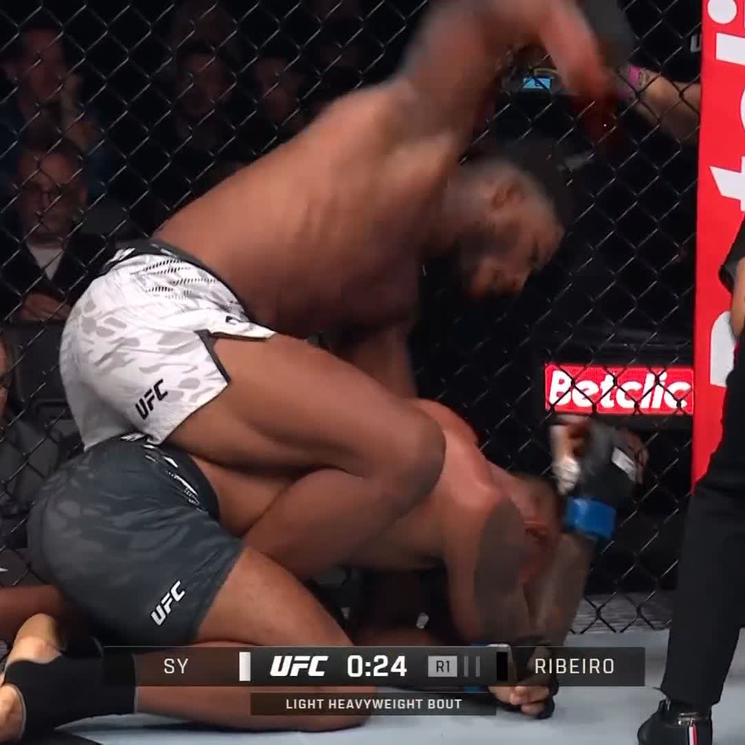 TROP FACILE POUR OUMAR SY 🇫🇷🔥 #UFCParis