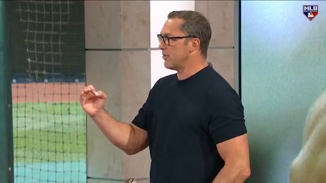 Mark DeRosa didn't go out with his college friends the night Cal Ripken Jr. played in his 2,131st consecutive game so he could watch the game! Mark DeRosa and Sean Casey reflect on the night Cal Ripken Jr. made history.