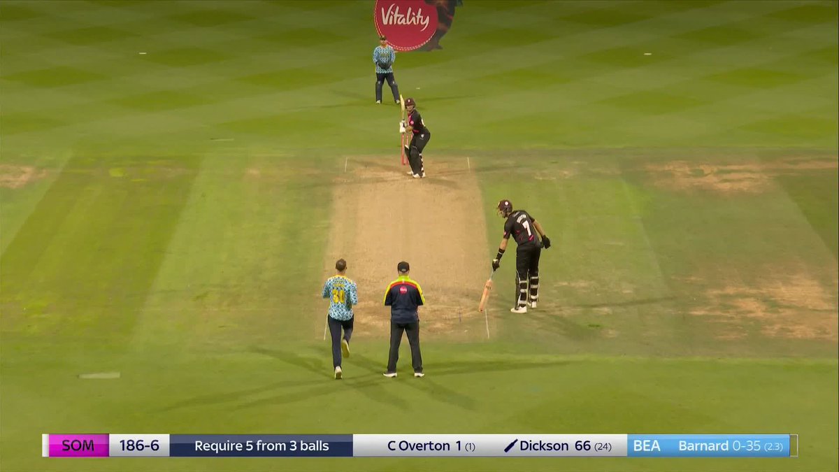 A remarkable ending for Somerset ‼️ Back-to-back sixes from Dickson, followed by a HUGE four 😮