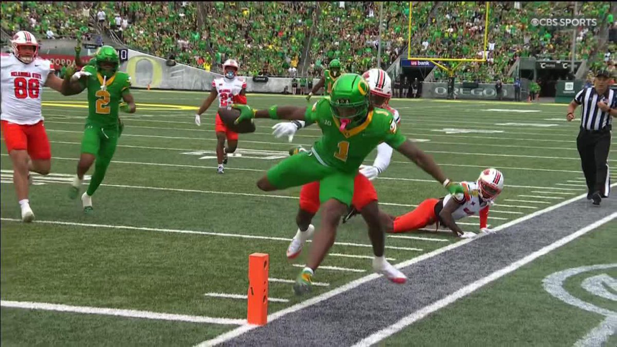 How did Dakorien Moore do this 😳 Oregon Football 📺: CBS