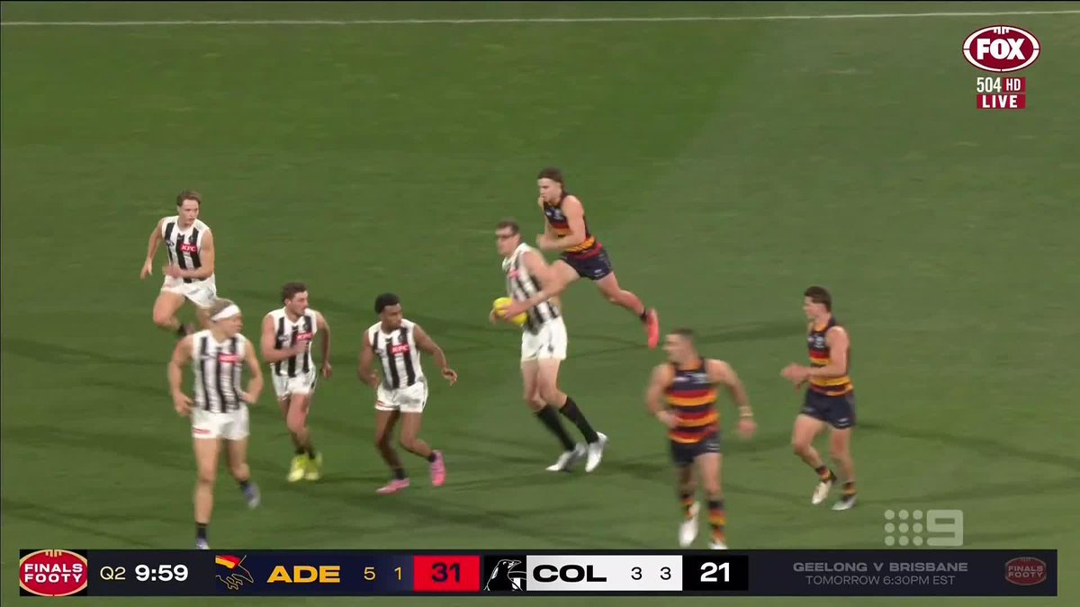 "That is what Collingwood bring to the table." The 20 second passage of play that sums up the best of finals footy 👇 #9AFLSFS | Watch on Nine & 9Now 🖥️