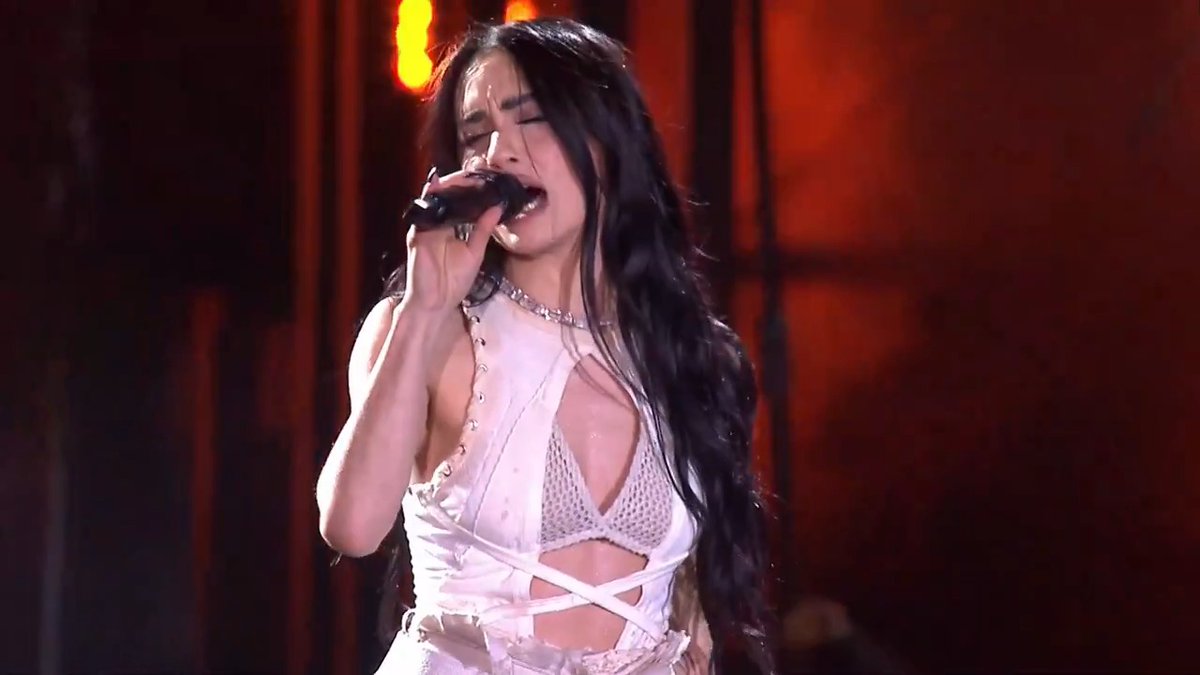 "Vencedores Vencidos": Porque Lali interpretó esa canción de Patricio Rey y sus Redonditos de Ricota durante su show en Vélez