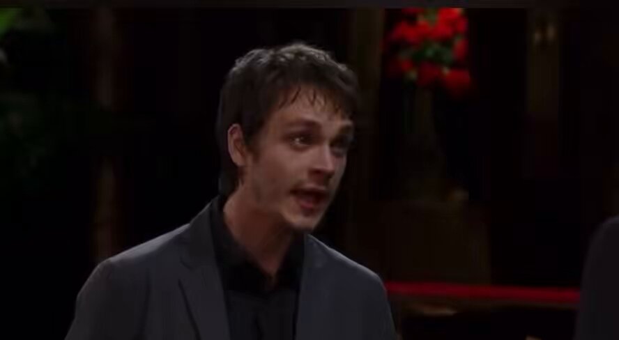 I literally get chills every time I watch this Emmy award winning scene between Anthony Geary and Jonathan Jackson definitely a 10/10 🔥 #GH