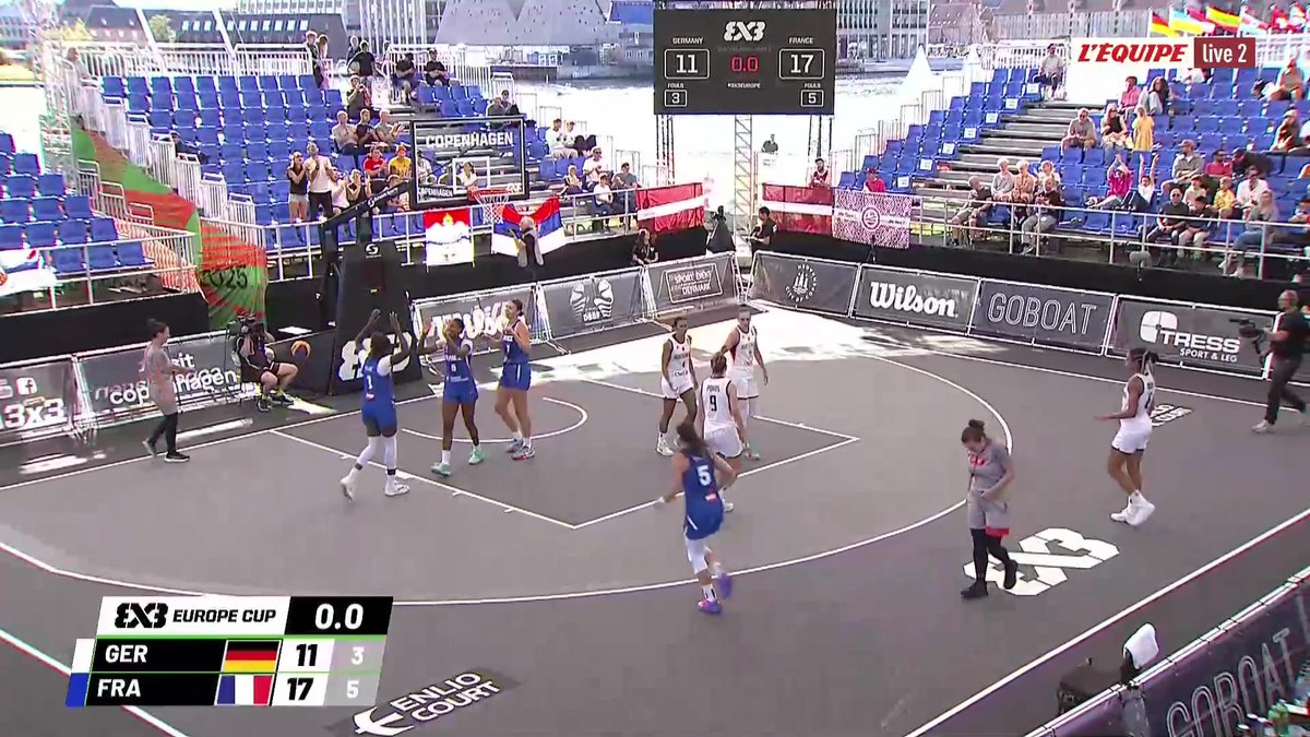 Les Bleues sont qualifiées pour les demi-finales ! Elles affronteront les Pays-Bas à 15h. À suivre en direct sur L'Équipe Live >
