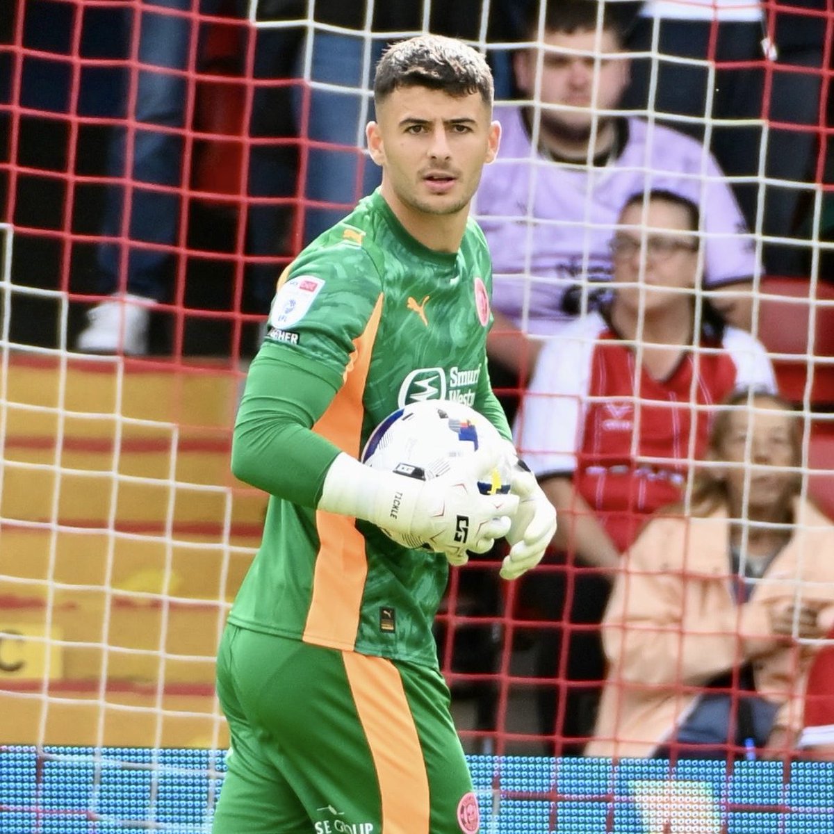 You won't see a better assist all weekend. ๐ฎโ๐จ ๐งค Super Sam on his 100th league appearance! ๐ #wafc