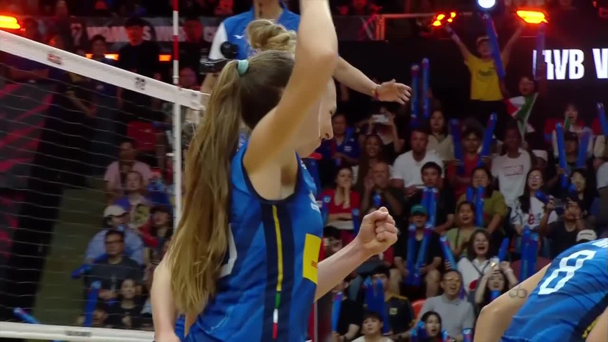 #WWCH FINAL: 🇮🇹 Italy 1-0 Türkiye 🇹🇷 The Azzurre strike first in Bangkok! 🔥 One step closer to the crown. 👑 📺 Watch it LIVE on VBTV: 🏐 #Volleyball #Thailand2025 #ElectrifyingThailand