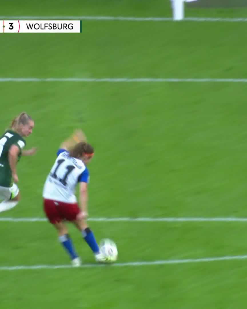 ๐ฅ BEAUTIFUL FROM BRUNNTHALER โ Hamburg have hope late in the game against Wolfsburg. Watch the Frauen Bundesliga live for free on #DieLiga