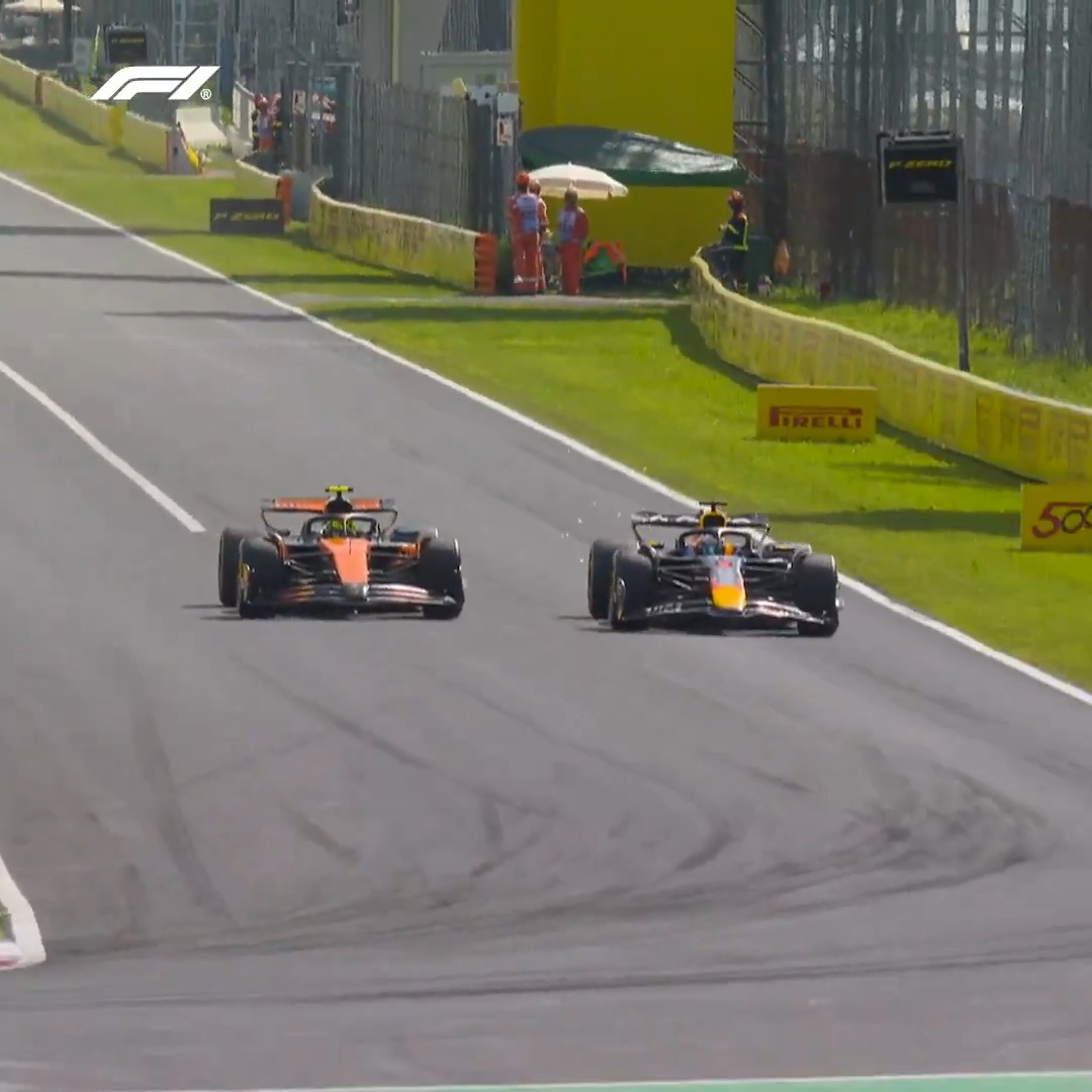 Max Verstappen retakes the lead! 🤩