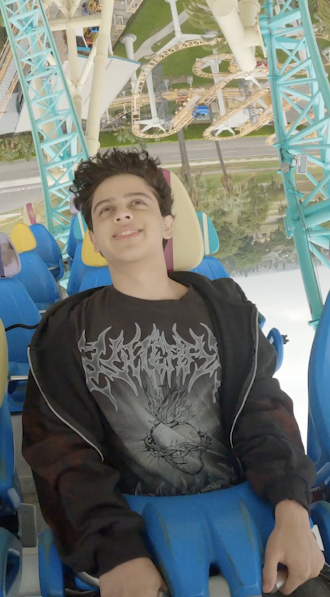 Isaac Ordonez aka Pugsley takes the Roller Coaster Interview!