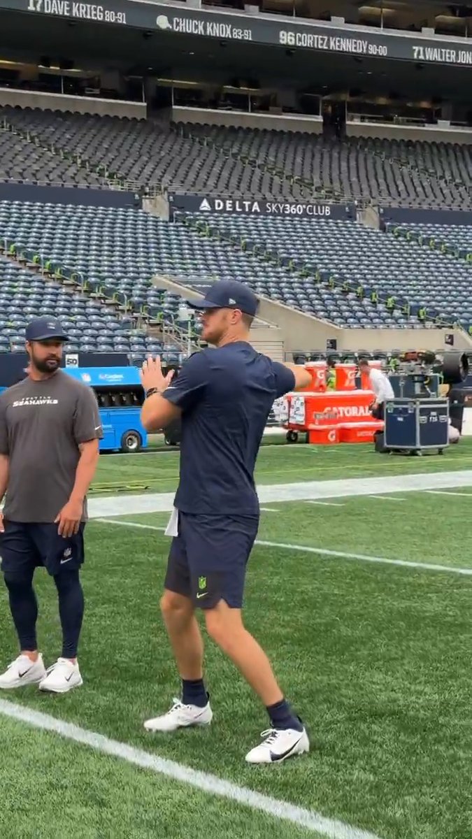 Sam Darnold ready for game No. 1 as a Seahawk 👀 SFvsSEA– 4:05pm ET on FOX