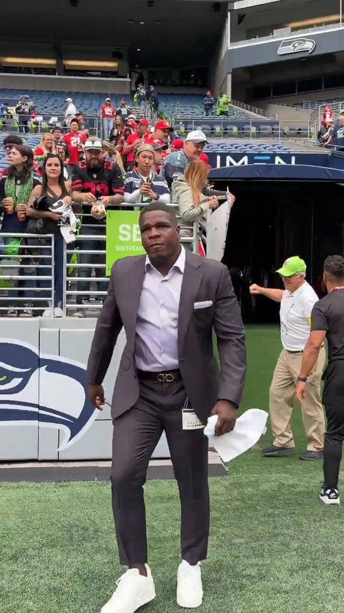 Frank Gore is here 👋 SFvsSEA – 4:05pm ET on FOX