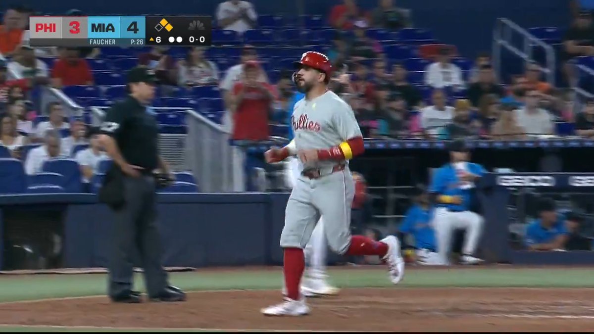 Marshy brings home Schwarbs!