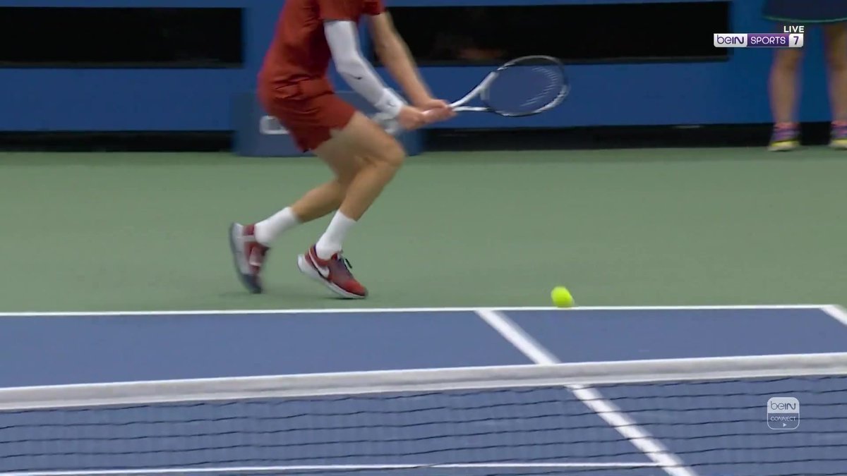 لقطة رائعة لكارلوس ألكاراز في نهائي بطولة أمريكا المفتوحة للتنس! 🪄🎾🔥 شاهد المواجهة الآن مباشرةً وحصرياً على beIN SPORTS 7 📺 #بطولة_أمريكا_المفتوحة_للتنس #USOpen2025