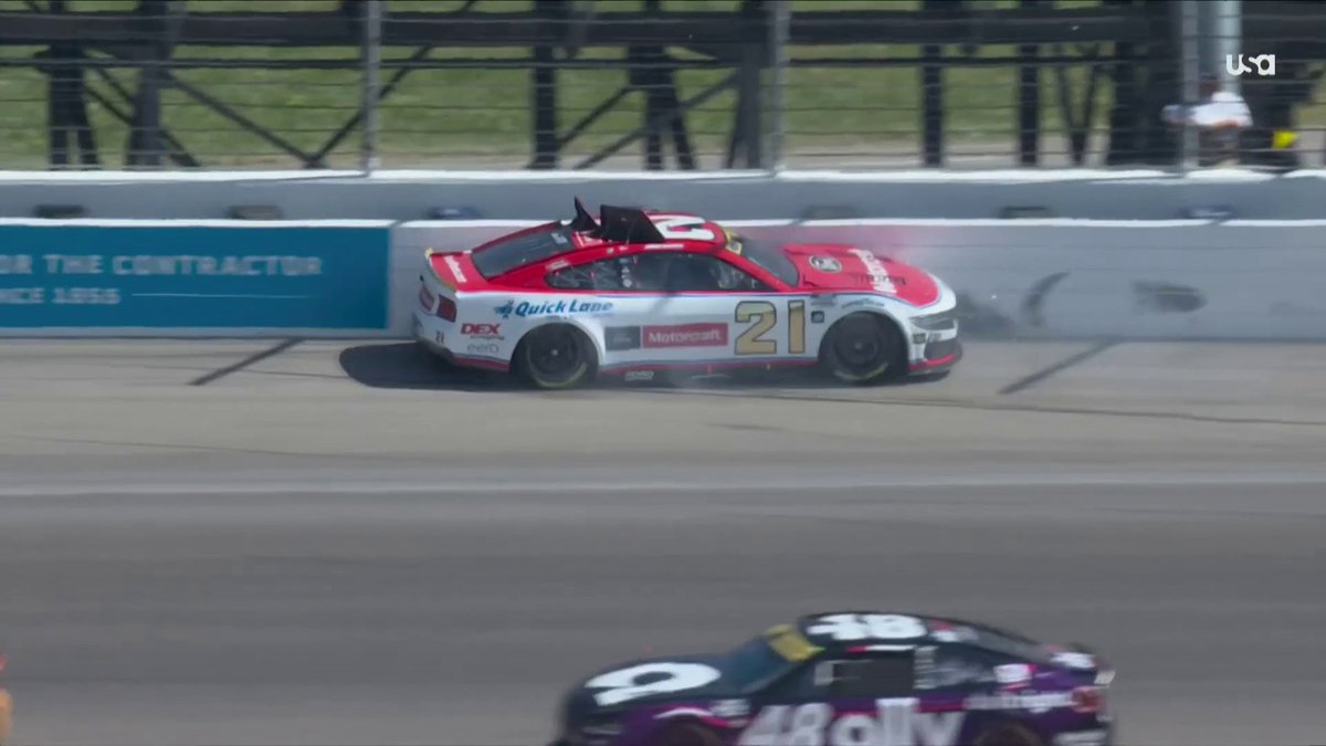 Contact with Chase Elliott sends Josh Berry into the wall and brings the second caution of the day. 🟨 📺 USA Network