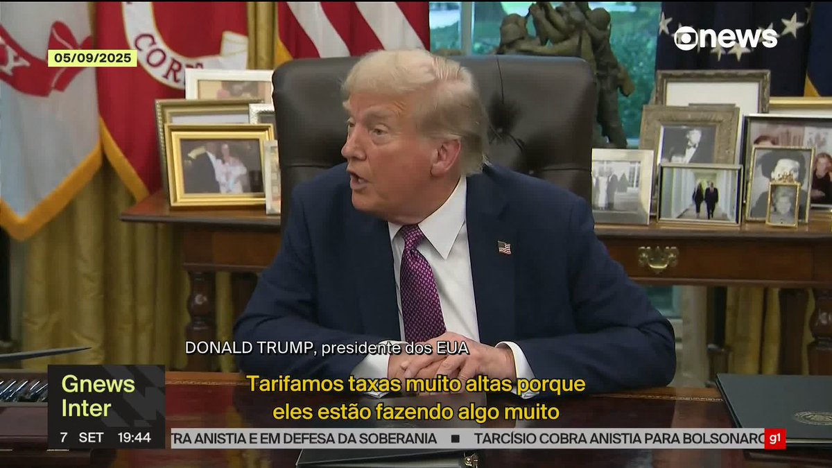 Trump diz que "está muito chateado com o Brasil" e que taxou o país em até 50% por causa da mudança de governo, que, segundo ele, virou radicalmente para a esquerda. ➡ Assista na #GloboNews: #EspecialDeDomingo