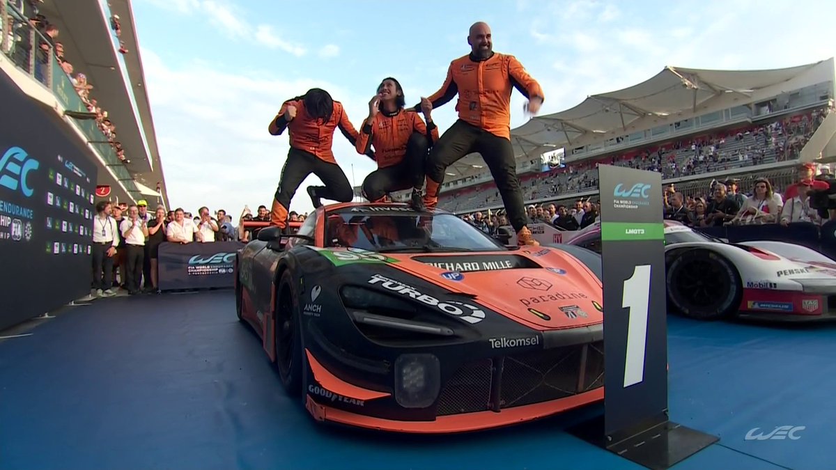 That's one happy team 💪 Congratulations to LMGT3 race winners: Sean Gelael, Marino Sato and Darren Leung! #WEC #6HCOTA #McLaren