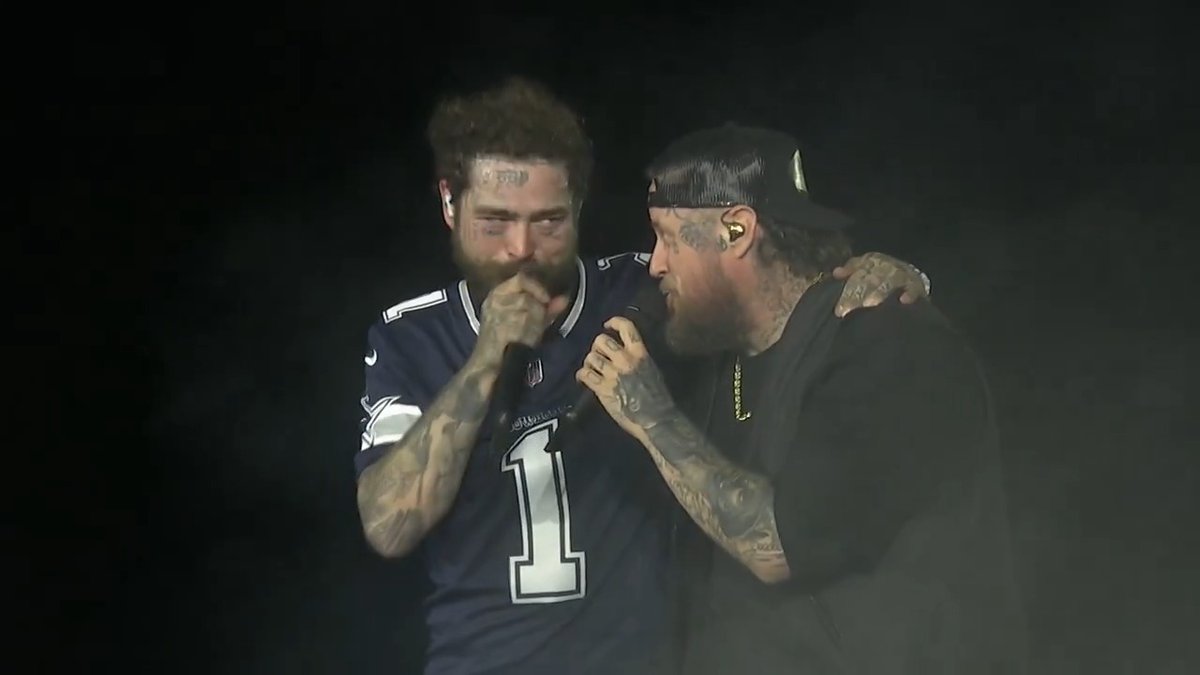 Post Malone and Jelly Roll performing "Losers" at the 2025 #VMAs 🤠 Post Malone Jelly Roll