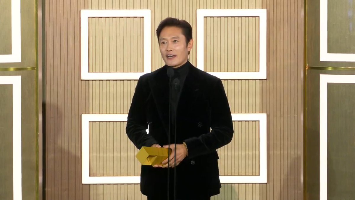 “I humbly accept it, not just as an award for myself, but as recognition of the proud achievement and growth Korean culture has made throughout the world.” 🏆 Lee Byung Hun accepts the Special #TIFFTribute Award. #TIFF50