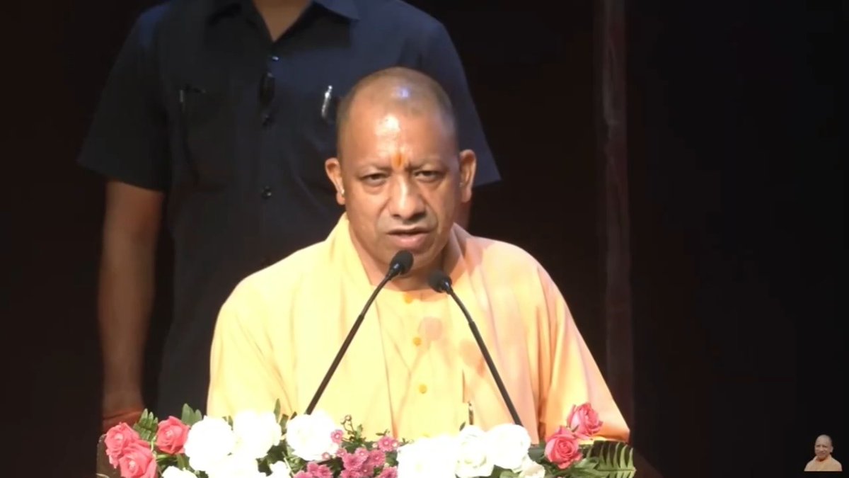 'एक परिवार' के लोग पैसा लेकर भर्ती करते थे... उत्तर प्रदेश की जनता को लूटते थे... जांच की जाएगी, तो बहुत सारे ऐसे 'महाभारत के रिश्ते' बाकी का जीवन जेल में ही बिताने के लिए मजबूर होंगे...