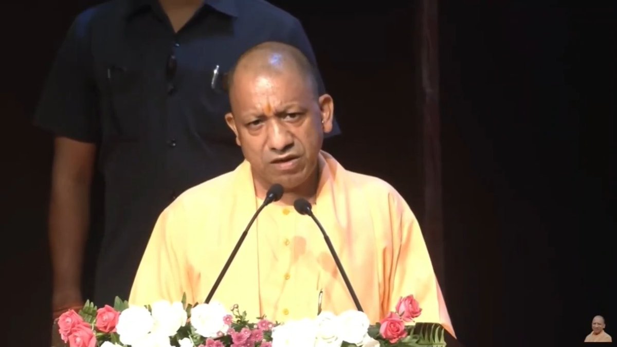 इतनी बड़ी संख्या में नियुक्ति की प्रक्रिया पारदर्शी तरीके से संपन्न हो रही है, परिणाम, उत्तर प्रदेश आगे बढ़ रहा है...