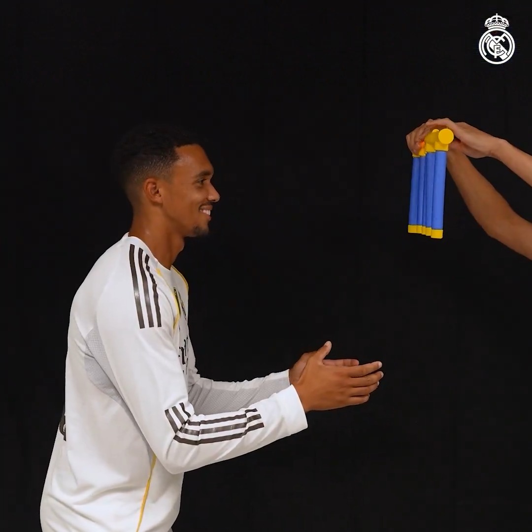 🥷 Ponemos a prueba los reflejos de Trent Alexander-Arnold... 👉 adidas Football