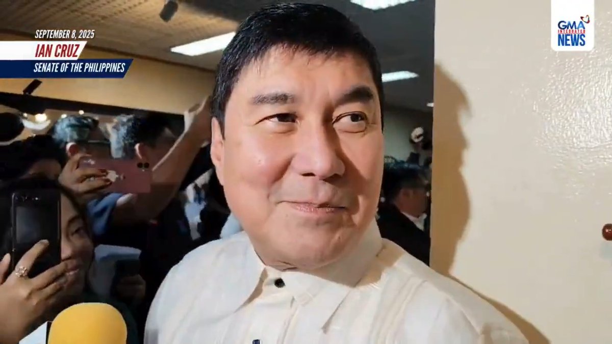 "Because I just wanted to sign" Sen. Raffy Tulfo, ibinahagi sa isang panayam sa mga reporter kung bakit siya pumirma sa petisyon na palitan ni Sen. Tito Sotto si Sen. Chiz Escudero bilang Senate President. | via Ian Cruz/GMA Integrated News