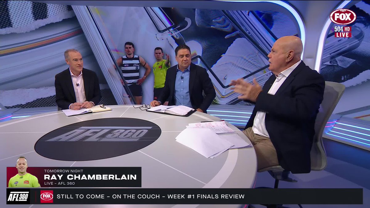 "I hate the fact the AFL has thrown their umpire under the bus." Leigh Matthews has his say on the Cam Rayner free kicks. 📺 Watch #AFL360 on Ch. 504 or stream via Kayo Sports:
