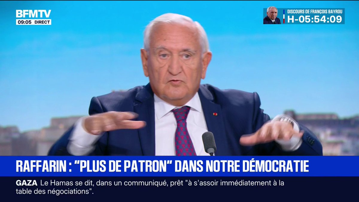 Pour l'ancien Premier ministre Jean-Pierre Raffarin, nous ne sortirons "du désordre" que "par la présidentielle"