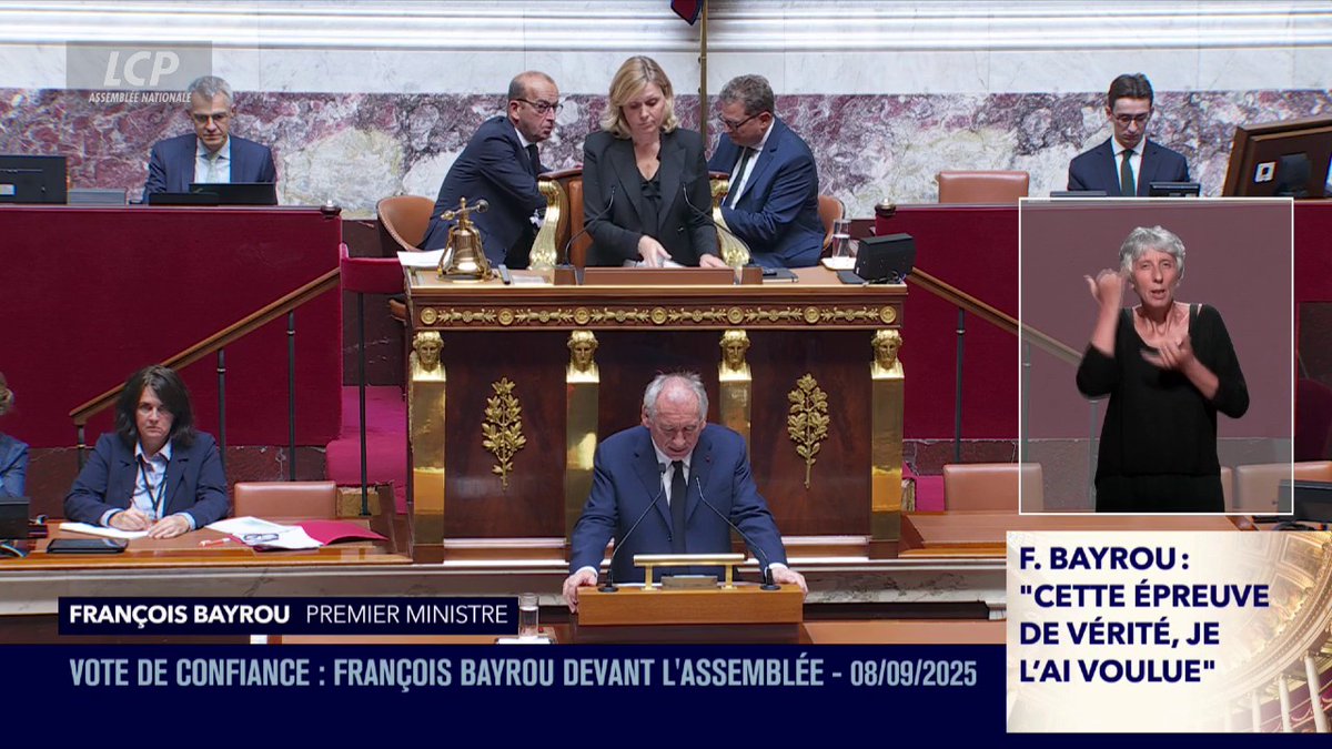 "Si nous avions la production de nos voisins, la France n'aurait aucun problème de déficit, elle n'aurait pas de problème de dette", déclare François @Bayrou. #DirectAN #votedeconfiance